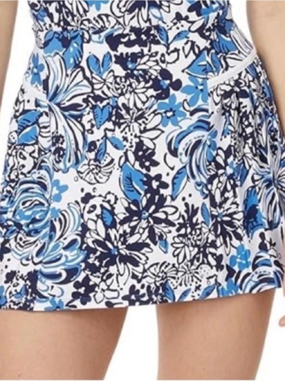 💕EUC💕Lilly Pulitzer Bacio Blue & White Floral Tennis/Golf Skort